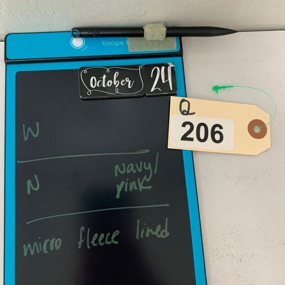 Under Armour Shirt Women L Large Navy Pink ColdGear Fitted Thumbhole Crew Raglan - Picture 13 of 14